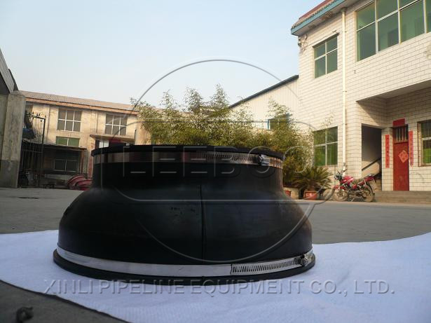 內(nèi)蒙古烏蘭察布市察哈爾右翼中旗卡箍式<a href=http://www.shluoying.com.cn target=_blank class=infotextkey>異徑橡膠接頭</a>